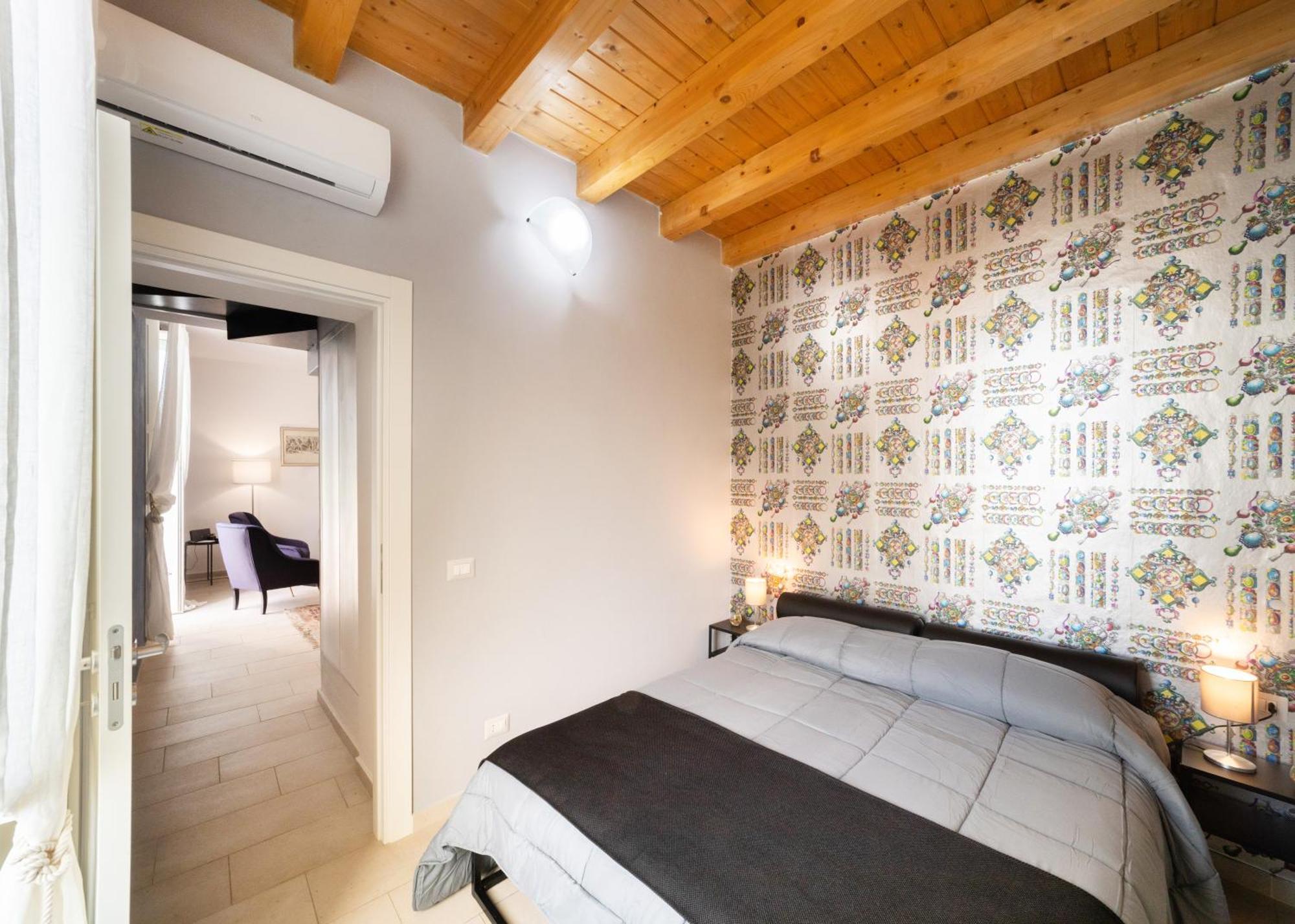 Arco Del Mercato Apartment Сиракузы Экстерьер фото