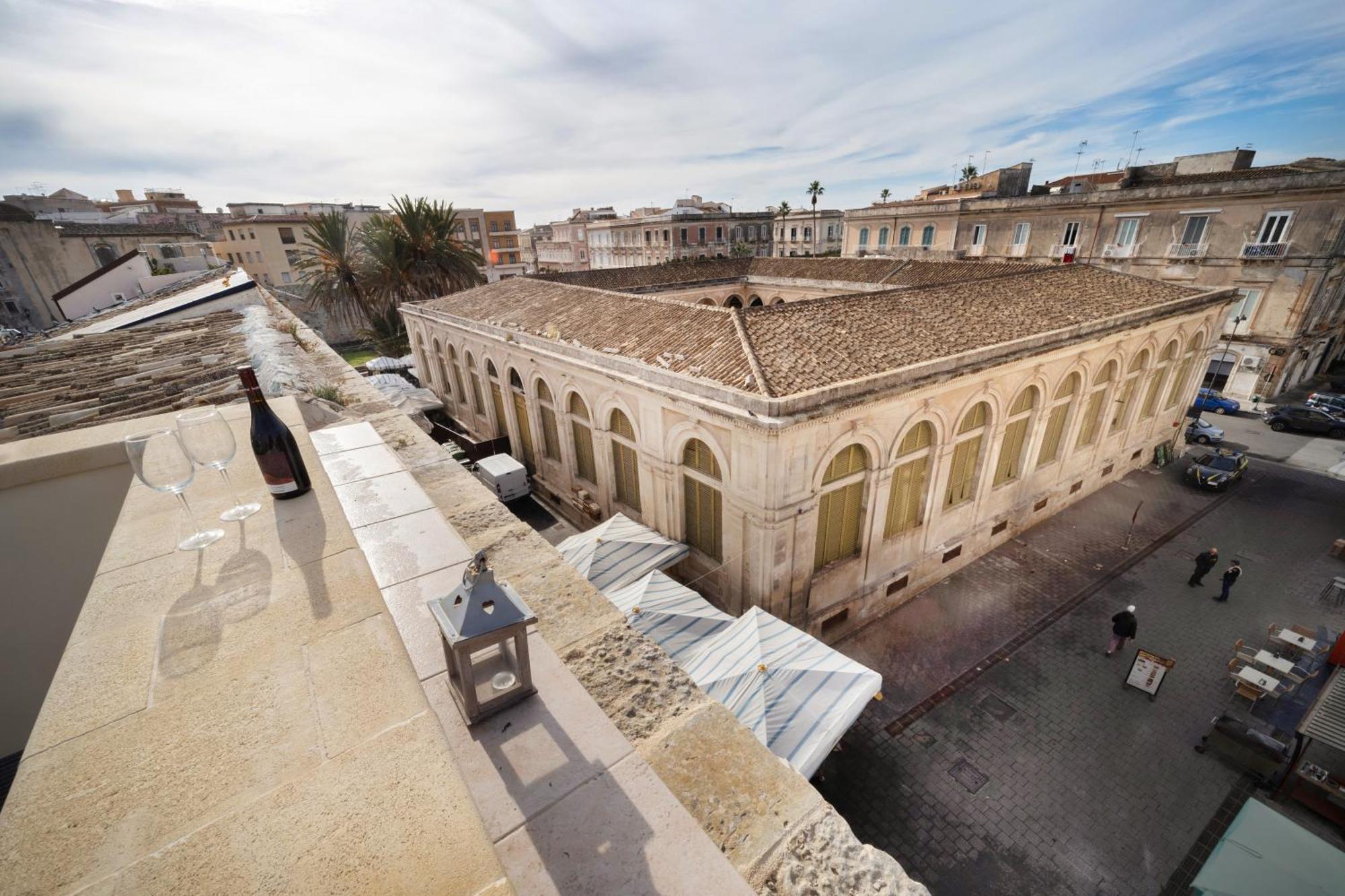 Arco Del Mercato Apartment Сиракузы Экстерьер фото